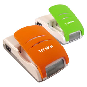 LCD smart and super quick battery charger